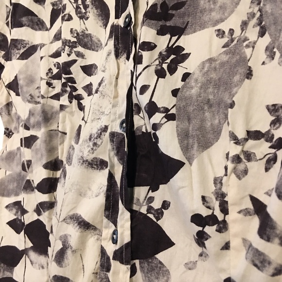 Etro Button down Top Size Small - Picture 2 of 4